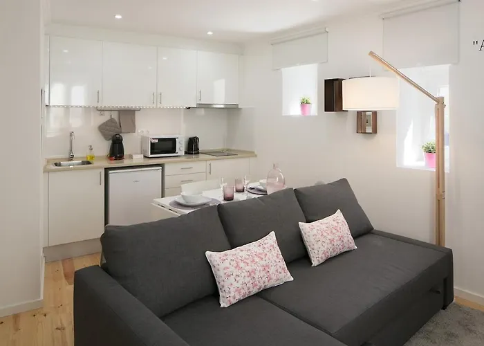 City Center Duplex - Subway Nearby