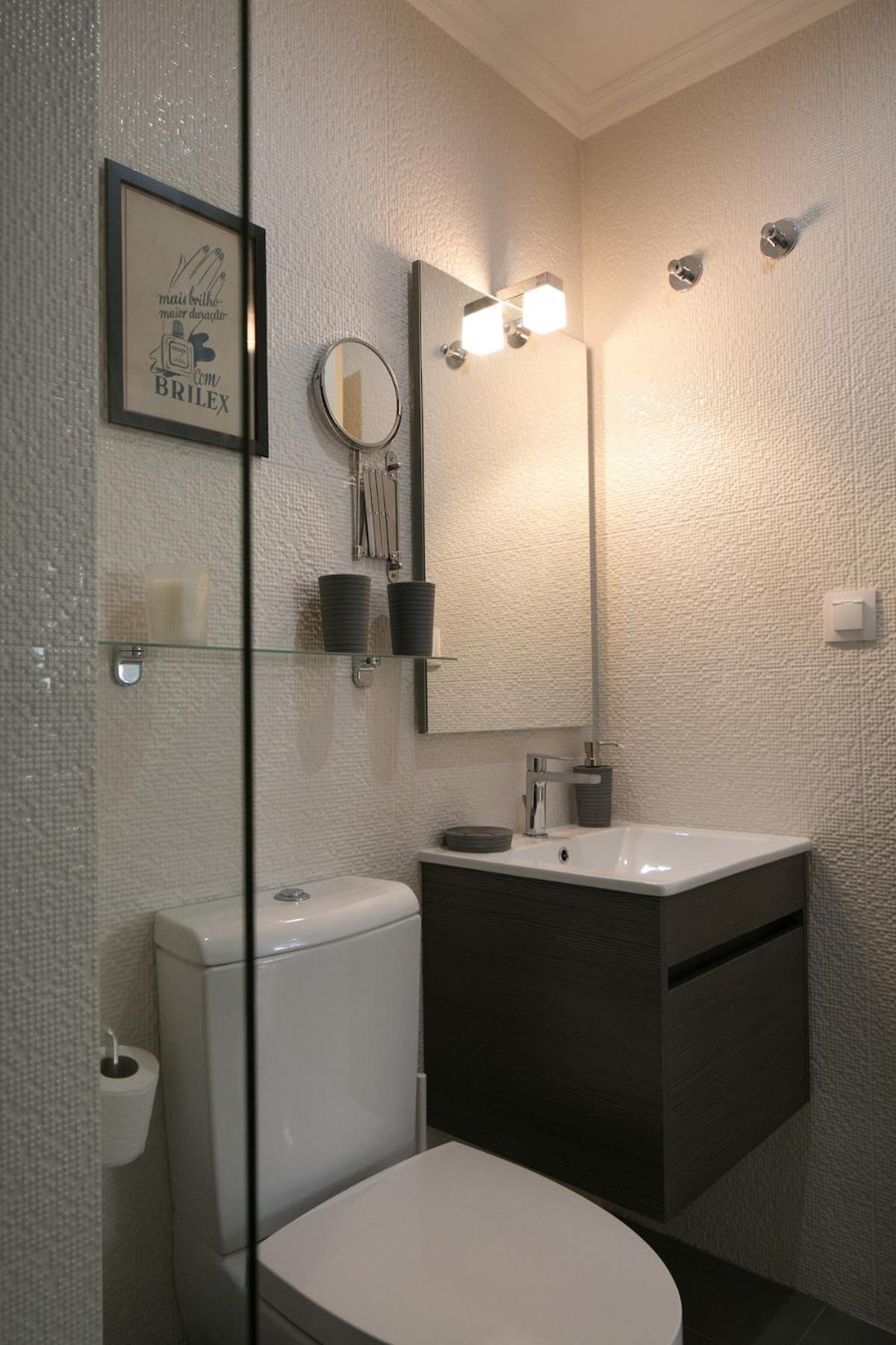 Center Duplex - Subway Nearby Apartment